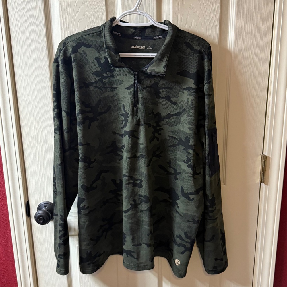 Solaris Active Pullover-Mock‎ Collar 1/4 Zip Pocket. X-Large. Green Camo.